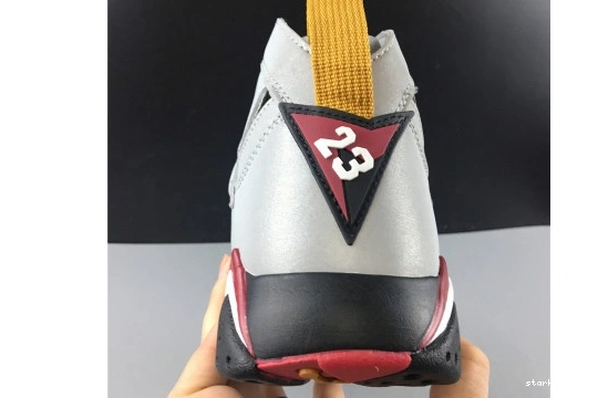 7 BV6281-006 AIR JORDAN BV6281-006 CARDINAL” “REFLECTIVE 0813